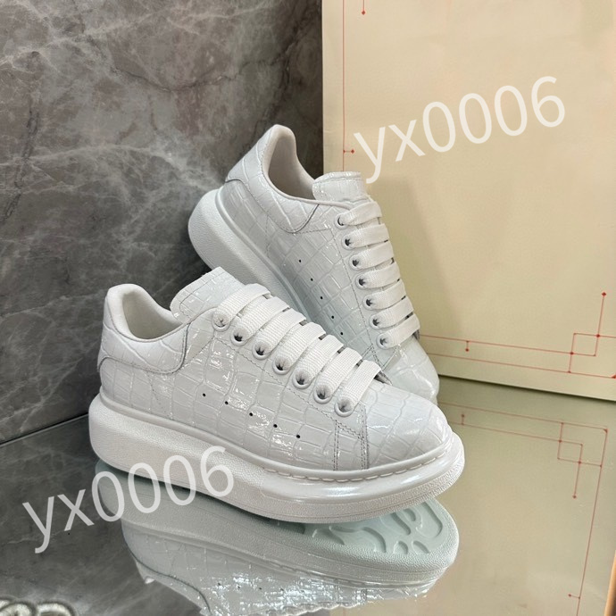 

Top Hot Luxury Casual Shoes small white shoes lovers' letters flat bottom lace up board shoes men's and women's sports low tops shoes, 03