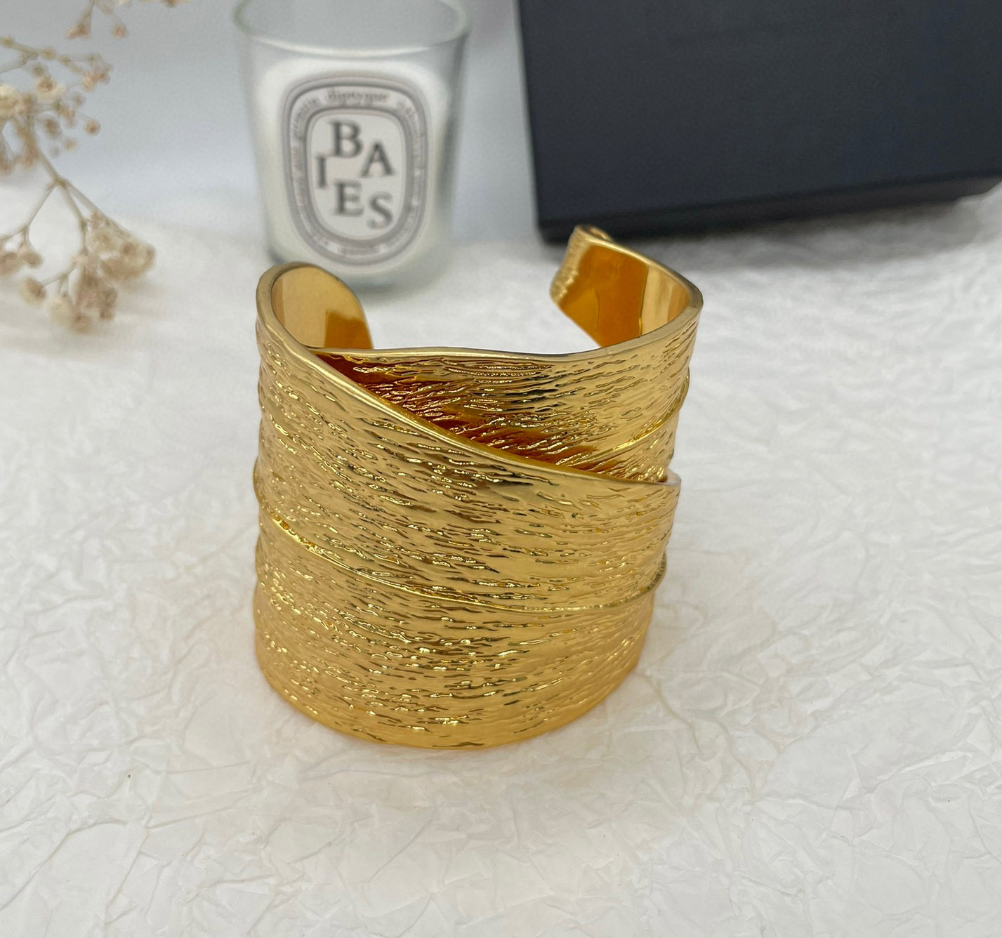 

2023 Luxury quality Charm opened bangle fashional style in 18k gold plated have stamp PS7193B