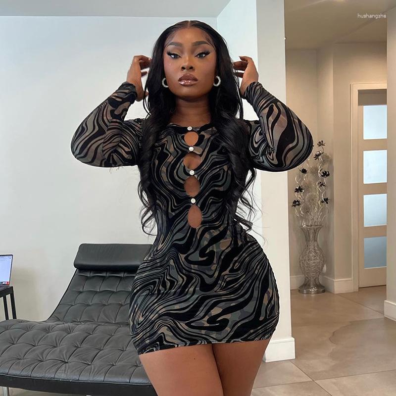 

Casual Dresses BoozRey Gorgeous Print Sexy Hollow Out Dress For Women Black Long Sleeve Crewneck Skinny Mini Fall Christmas Club Clothes