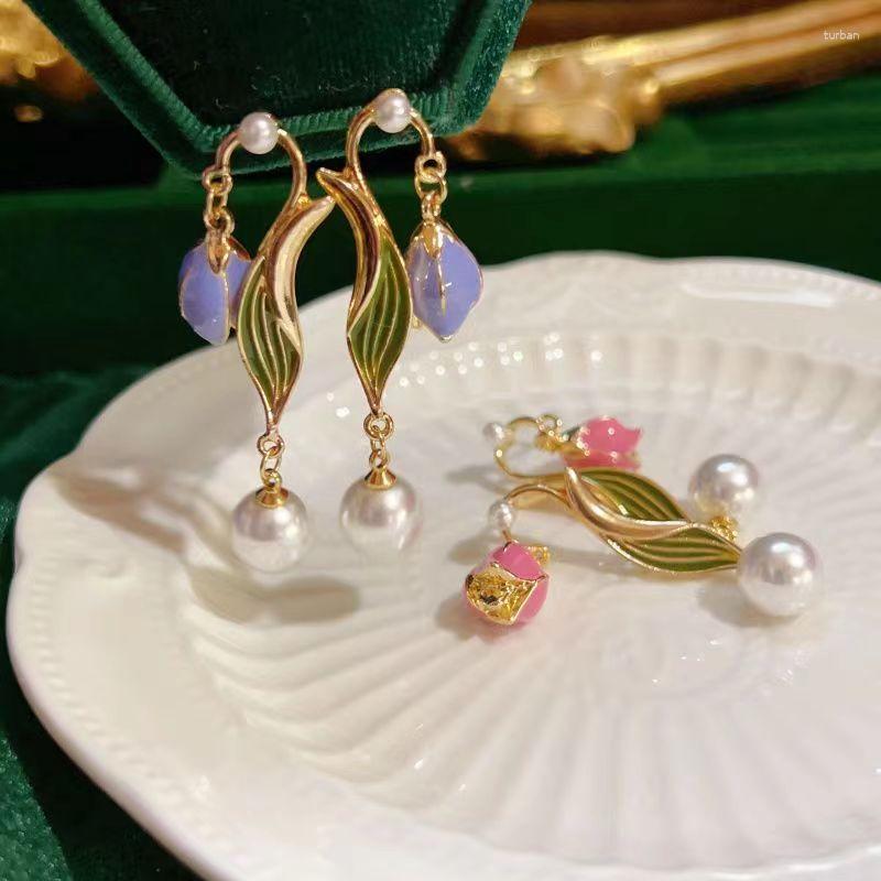 

Stud Earrings Vintage French Flower Women's Earring Exquisite Imitation Pearl Tulip Ear Studs Girls Trendy Party Jewelry Valentine's