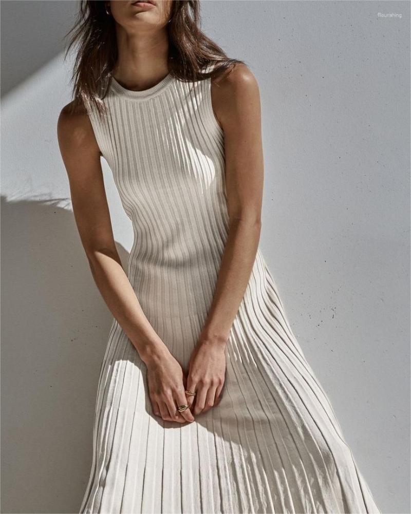 

Casual Dresses Fashion Women Sleeveless Long Dress Slim-Fit Solid Color Round Neck Street Style Sexy Vest  M L