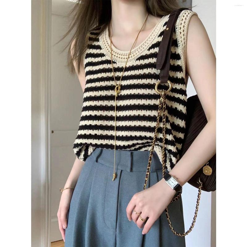 

Women' Tanks Sweet And Windy Contrasting Color Striped Slim Knitted Sleeveless Vest Women' Summer Retro Temperament Outer Wear, Black