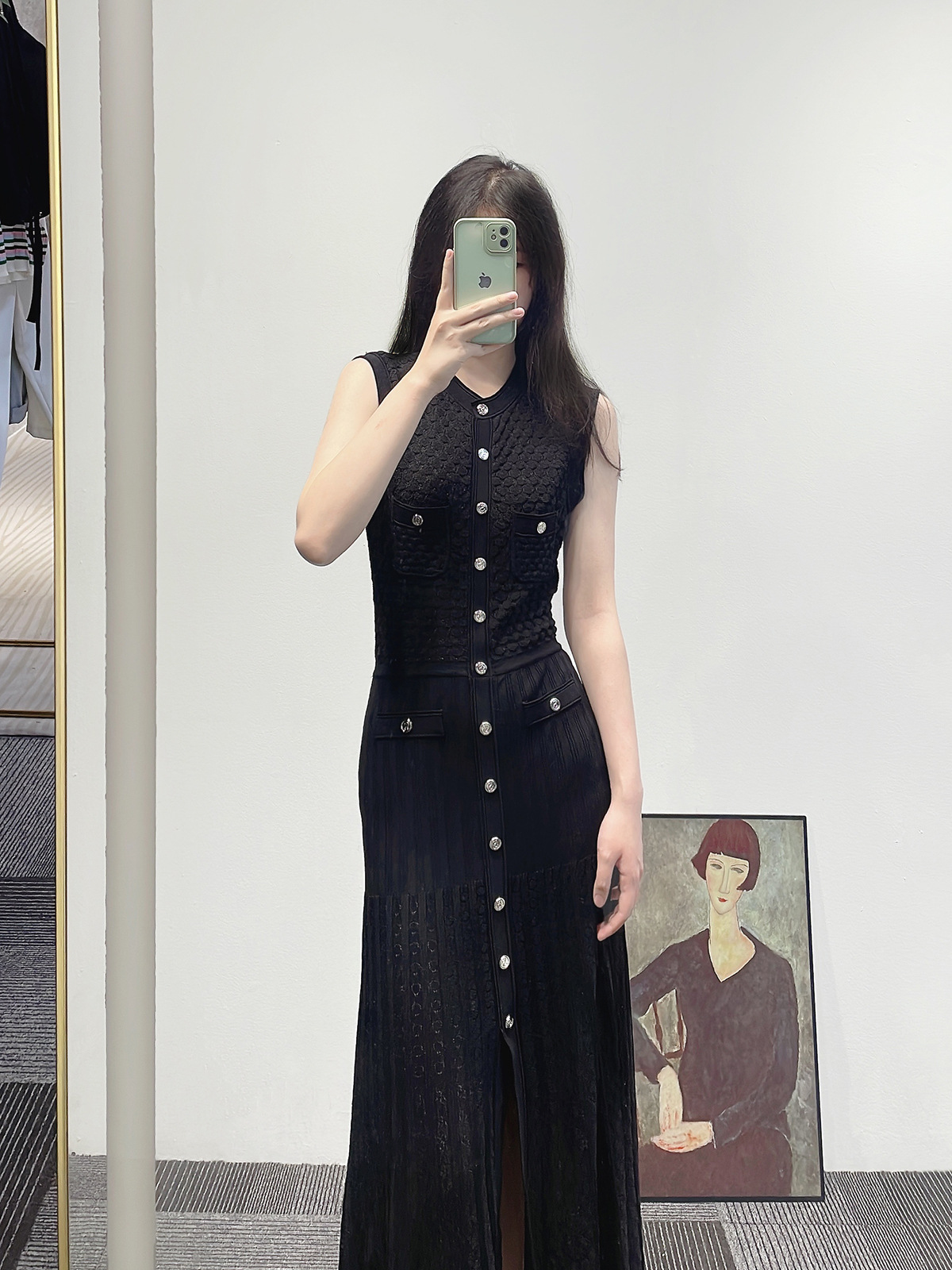 

Sandro hollow V-neck knitted dressNew2023Mode pour dames, Black