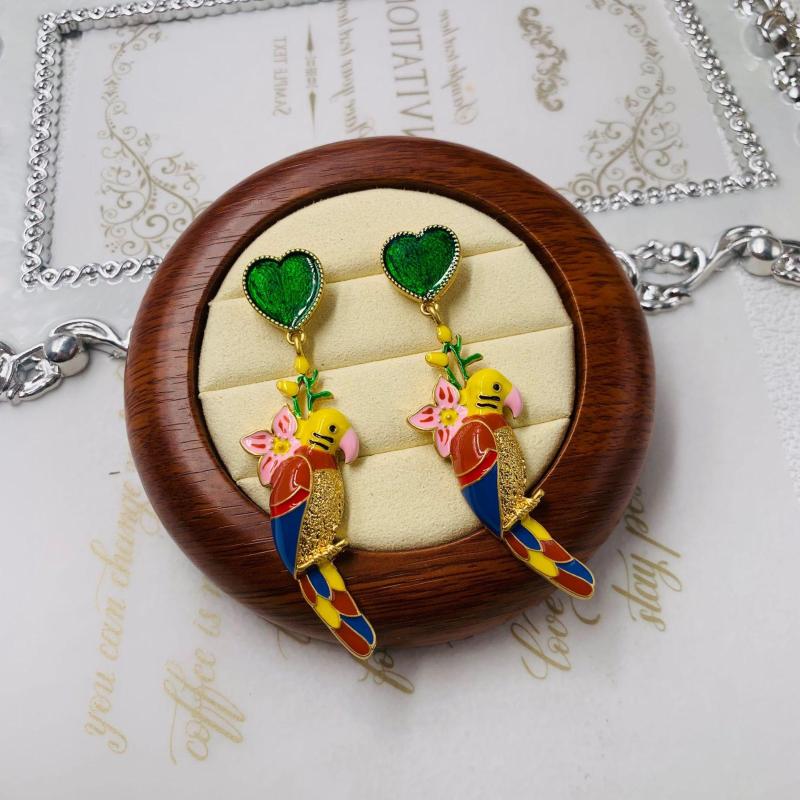 

Stud Earrings Middle Vintage Western Enamel Color Woodpecker