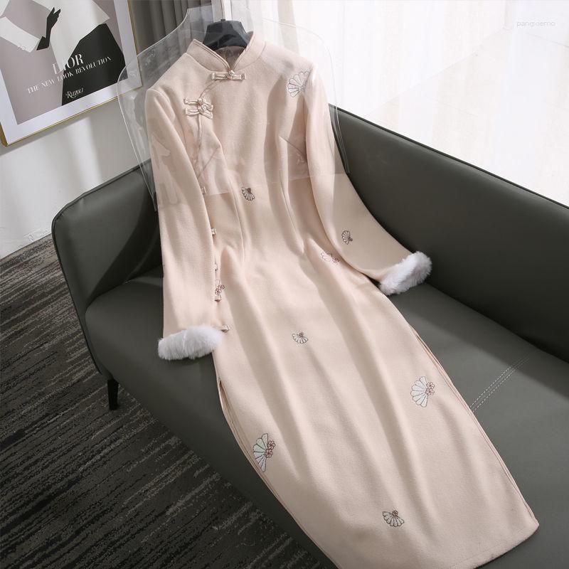 

Ethnic Clothing Silm Cheongsam Women Autumn And Winter 2023 Thickened Temperament Chinese Style Embroidery Long Sleeve Party Dresses