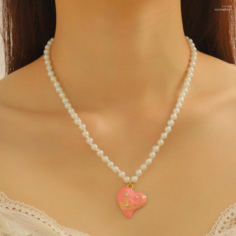 

Pendant Necklaces Irregular Pink Heart Necklace Pearl Chain Love Choker Elegant Collar Women Jewelry