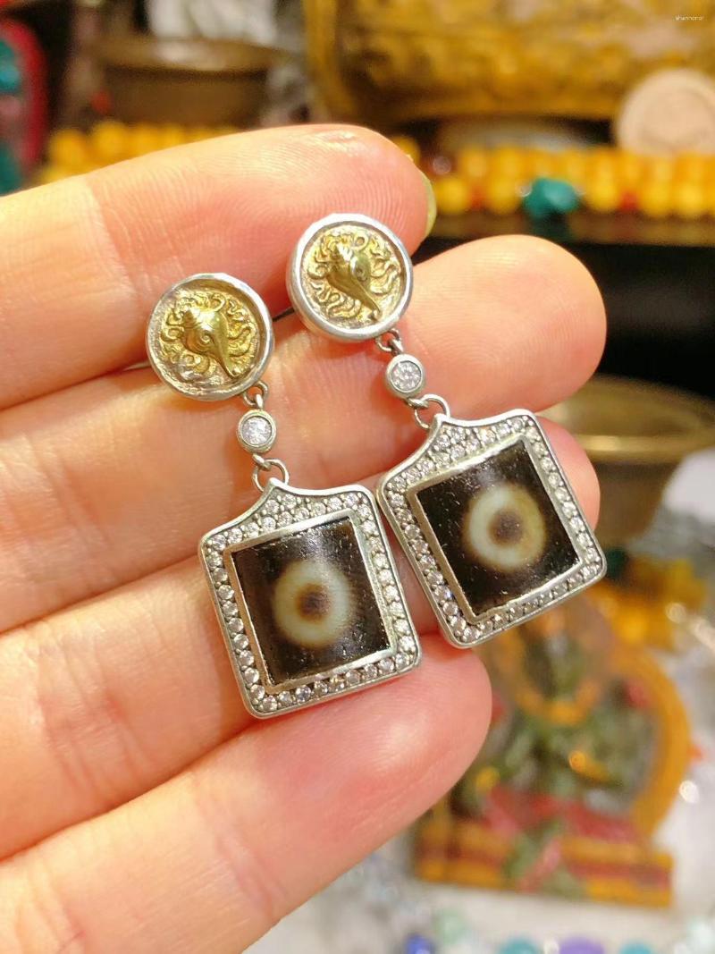 

Stud Earrings XS Tibetan Ethnic Style