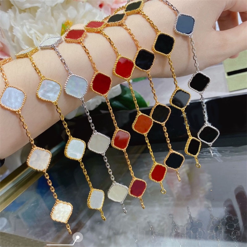 

Creative plated gold bracelet charms luxury bracelet clover couple style bangles for women valentine s day mother of pearl thin designer bracelets fashion ZB002 C23