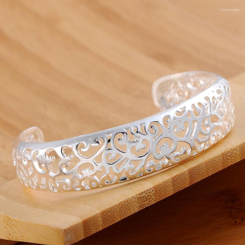 

Bangle Listing Lady Cute Nice Noble Hollow Silver Color Fashion Charm Women Retro Pattern Bracelets Jewlry B144BangleBangle Raym22