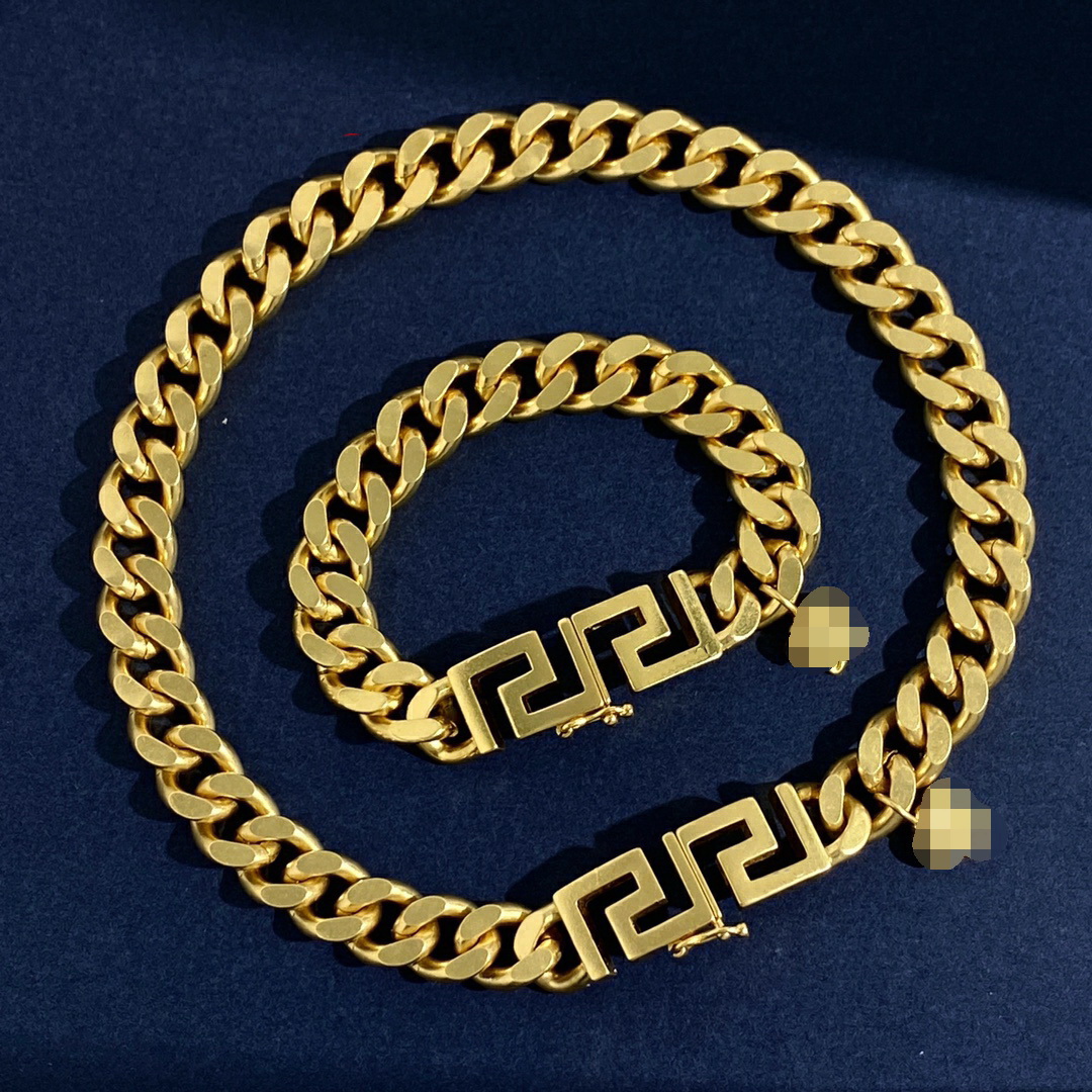 

Gold Cuban Coarse Chain Choker Necklace Bracelet Banshee Head Portrait Designer Jewelry Women's Men Lovers birthday party Hiphop Rock Punk Gifts XMS31 --08, Without box