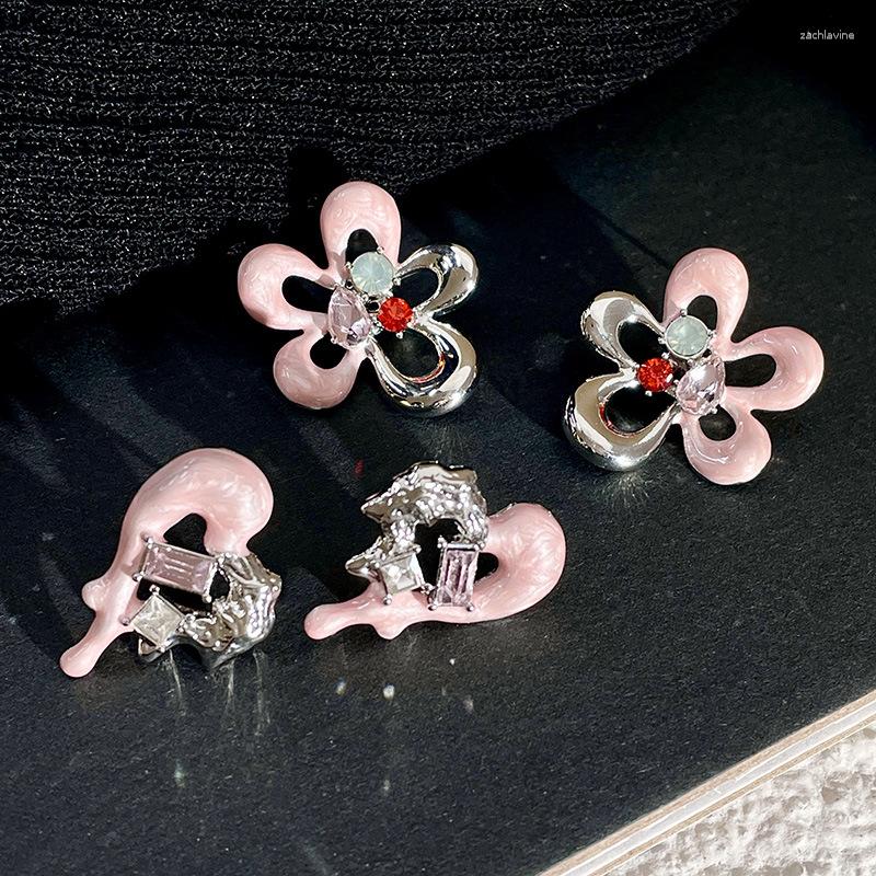

Dangle Earrings Fashion Vintage Heart Pink Zircon Hollow Flower Stud For Women Jewelry