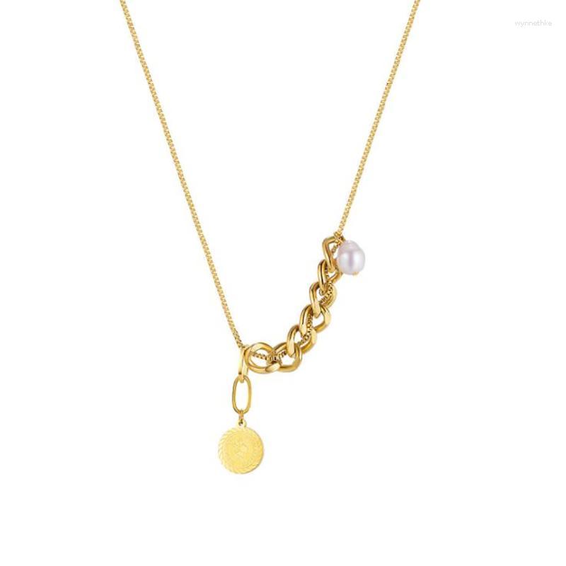 

Pendant Necklaces Stainless Steel Round Queen Of England Coin Splicing Artificial Pearl Cuban Chain Link Necklace Jewelry Gift For HiPendant