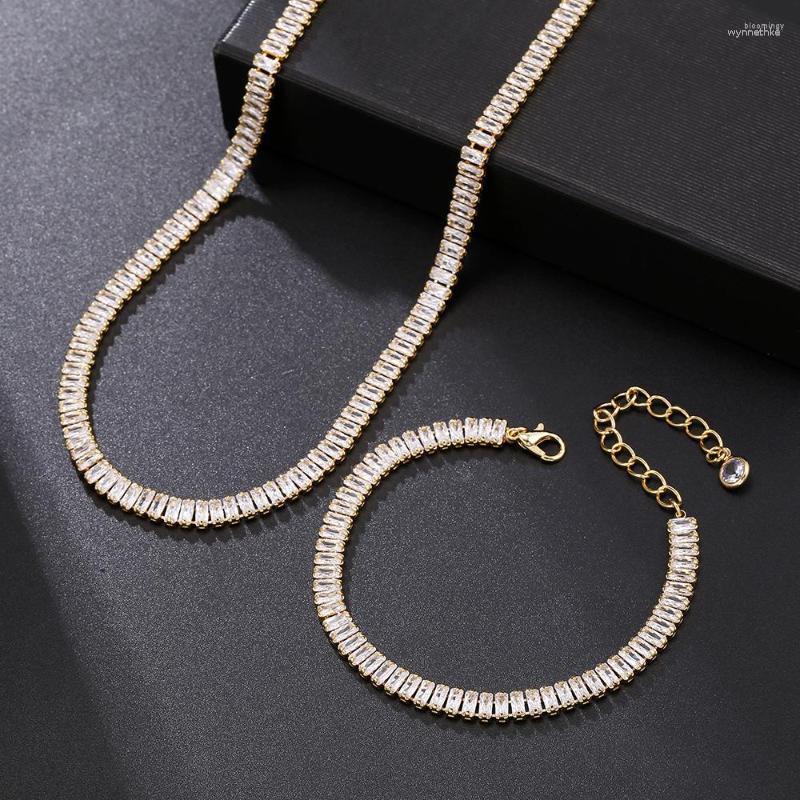 

Chains Fashion Shiny Women's Crystal Pendant Necklace Stainless Steel Zircon Girls Noble Temperament Wedding Jewelry Gift