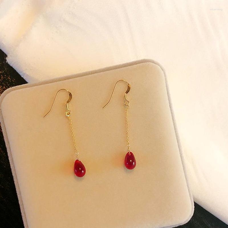 

Dangle Earrings Silver Inlaid Drop-shaped Ruby Long Pendant For Women Simple Charm Romantic Wedding Engagement Jewelry Gift