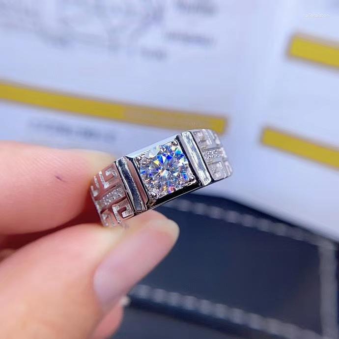 

Cluster Rings 2023 Exquisite Sparkling 1 Ct Moissanite Ring For Men 925 Sterling Silver Birthday Gift Shiny Better Than Diamond Strong Power