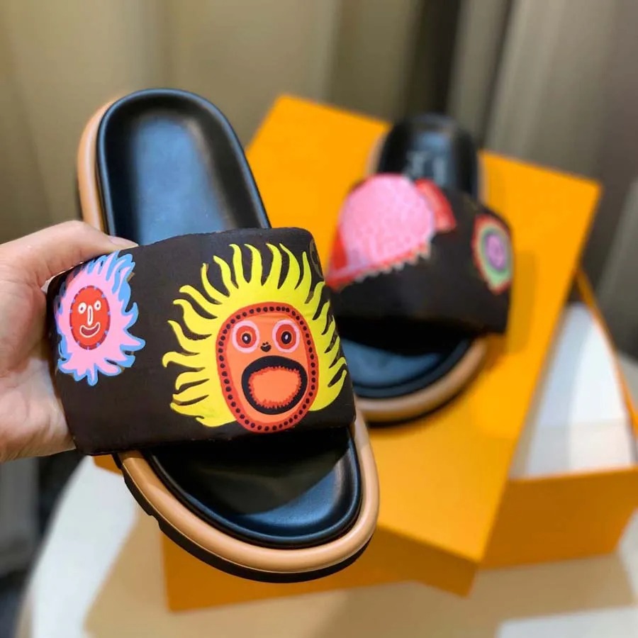 

Designer slippers sandals women men summer hot style flat slippers luxury fashion pumpkin little sun black padded beach outdoor home