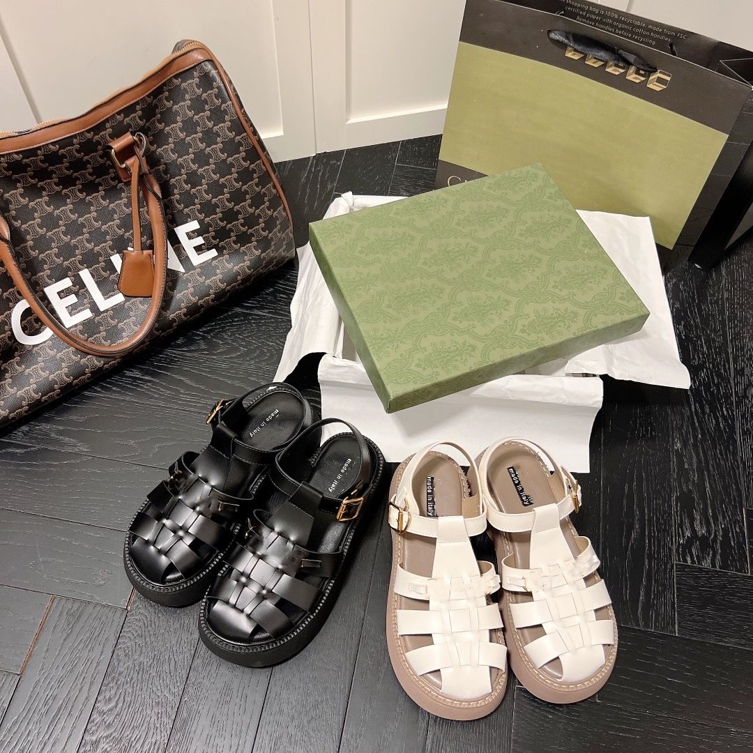 

Summer Fashion Women Roman Sandals Designer Metal Women's Retro Thick Sole Elevated Hollow Sandals Beach Shoes Slippers Luxury Brand Ladies Slippers Casual Shoes, White