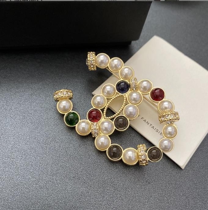 

Famous 18K Gold Plated Letters Brooches Women Luxury Brand Designer Brooch Crystal Pearl Brooch Party Gift Jewelry Accessories 20style