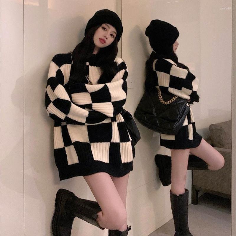 

Women's Sweaters Vintage O-Neck Black White Plaid Pullovers Women's Streetwear Loose Daily Cozy Sweet Cool Girl 2023 Fashion M71