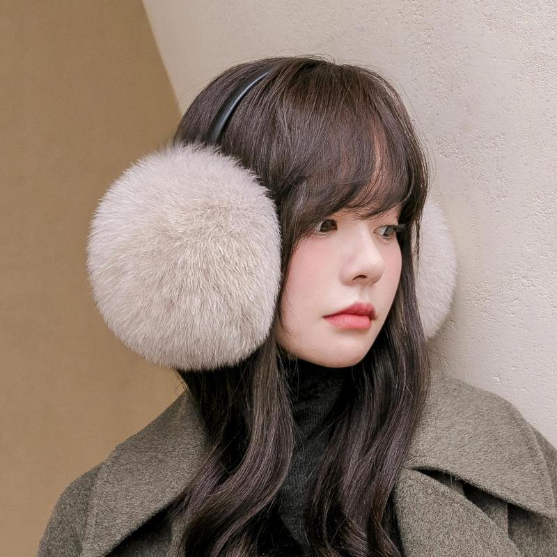 

Berets Winter Women Warm Real Fur Earmuffs Girl's Earlap Ultra Large Ladies Plush Earmuff Luxury, White