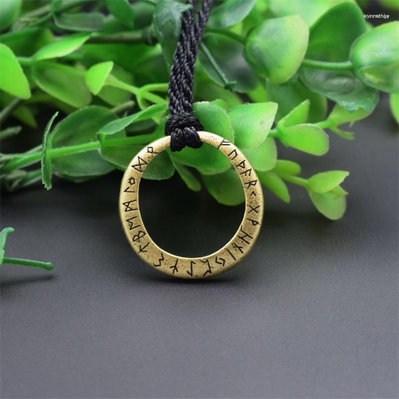 

Chains Circle Rune Northern Necklace Viking Amulet Pendant