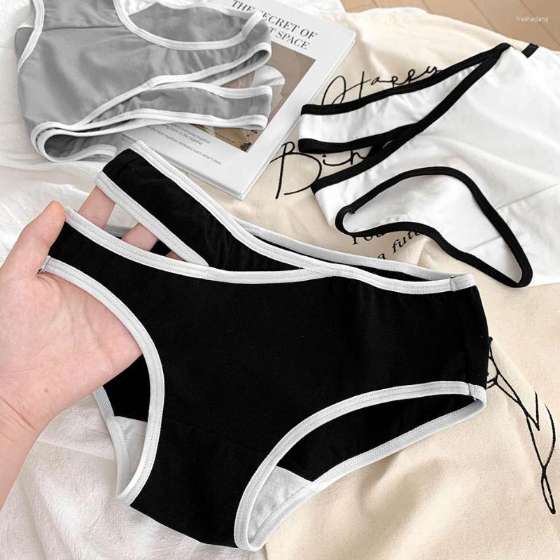 

Women's Panties Sexy Hollowed-out Women Fashion Patchwork Briefs Female Lingerie Thongs Breathable Shorts Mid-waist Cotton Underwear, Black