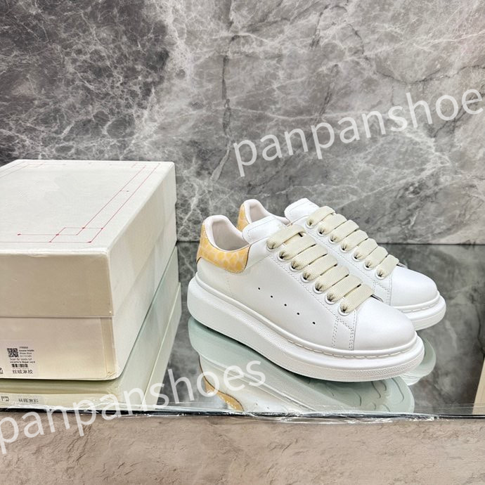 

Luxurys Designer Sneakers Casual shoe Leather Lace Up Men Fashion Platform White Black mens womens Espadrilles Sports Trainer, 03