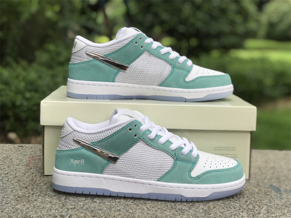 

Designer low Mens Women Casual Shoes SB Flat Sneakers April Skateboards White Blue FD2562-400 men Sneaker Trainers, #1