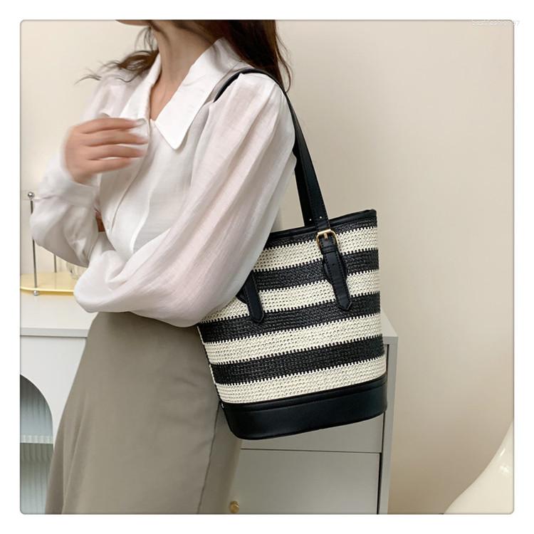 

Evening Bags Summer Straw Weave Bucket Shoulder Bag For Women PU Leather Stitching Handbag Contrast Color Stripe Design Ladies Shopping, Black
