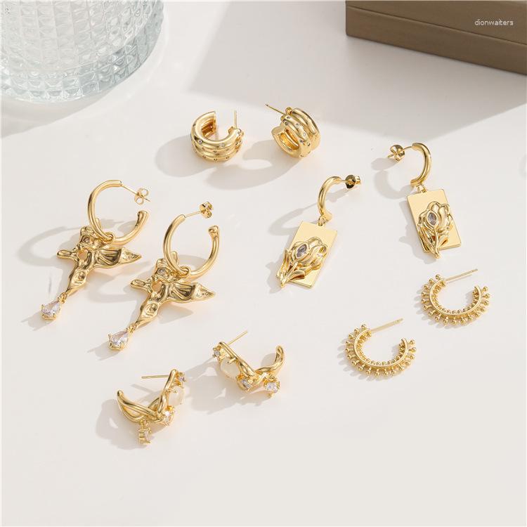 

Stud Earrings 2023 Trend Gold Color Light Luxury For Women Metal Wind Irregular Butterfly ShapeTemperament Jewelry Gift