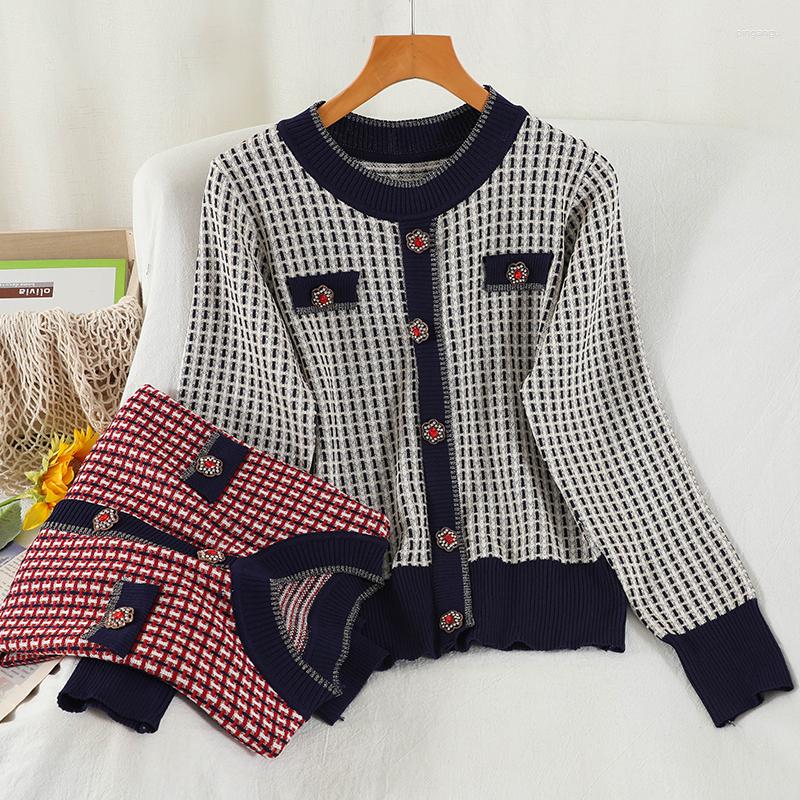 

Women's Knits Autumn Women Knitwear O-neck Single Breasted Long Sleeve Sweater Ladies Casual Plaid Regular Fit Knitted Cardigan Outwear, Burgundy