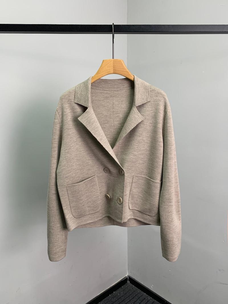 

Women's Knits Minimalist Double Breasted Stylish Suit Collar Knitted Coat Light Brown
