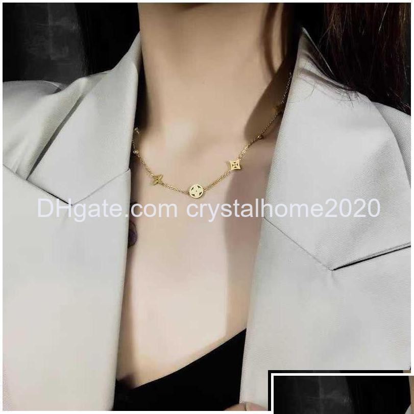 

Pendant Necklaces Clover Beautif Design Necklace 18K Gold Stainless Steel Jewelry For Women Gift Drop Delivery Pend Dhv78