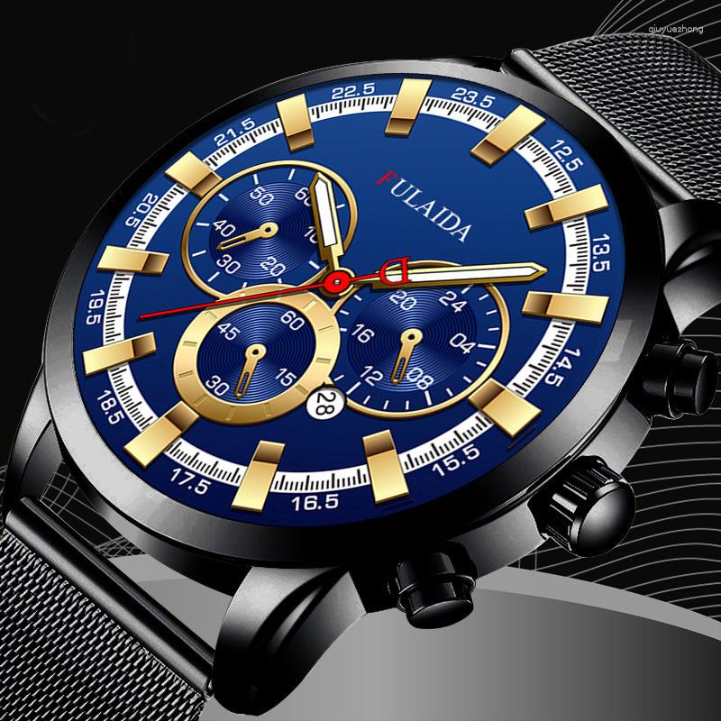 

Wristwatches Men's Trendy Stainless Steel Luminous Watch, Picture shown