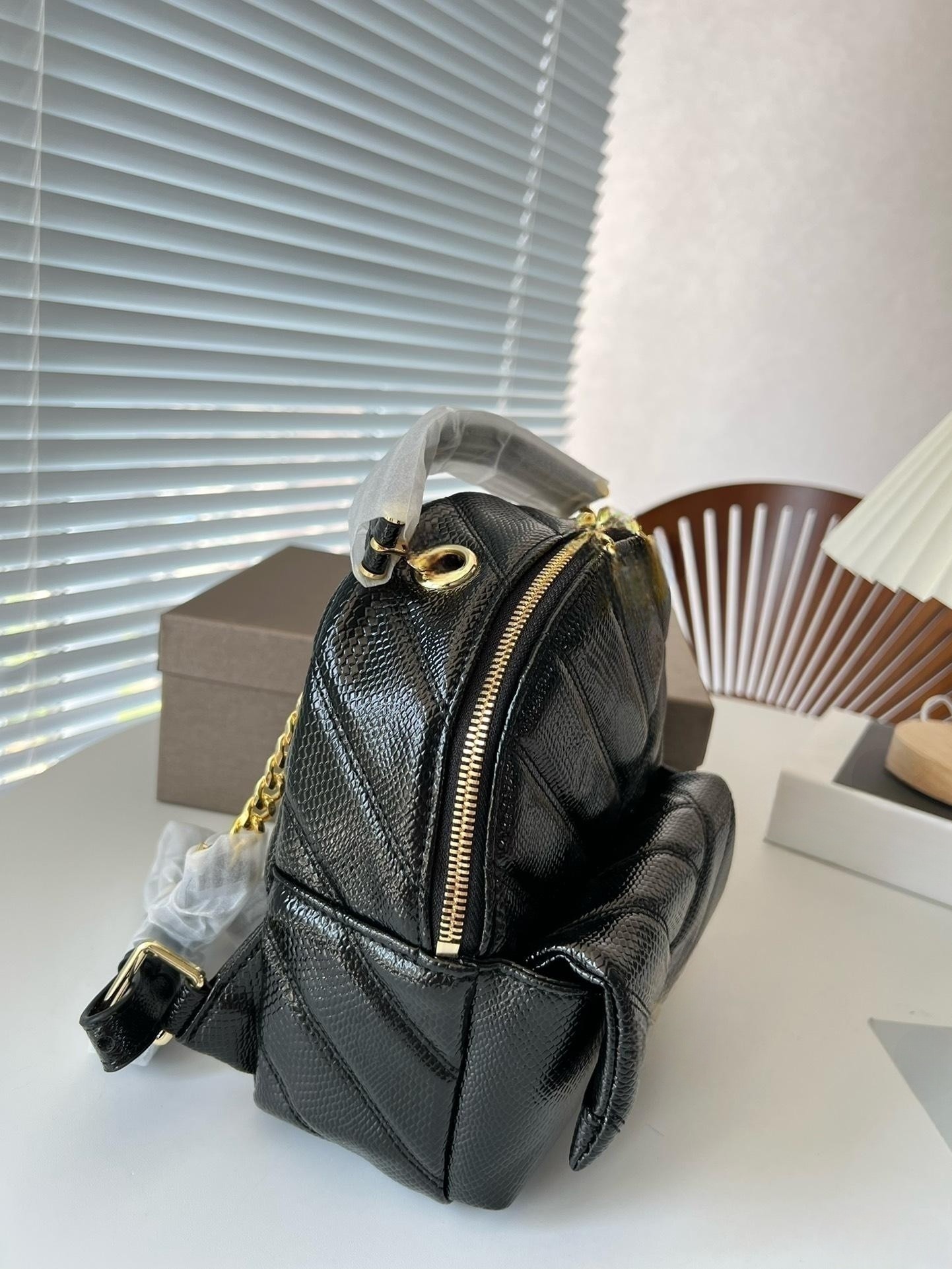 

High quality twill tote backpack with oil wax leather premium versatile classic, Black