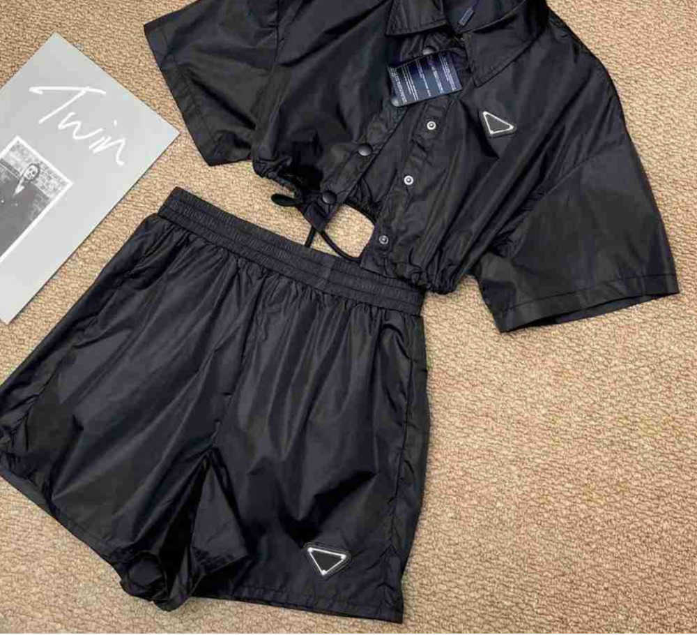 

Luxury women' tracksuits designer suit coat fashion with nylon fabric classic letter top pants cowboy top jacket tracksuit T-shirt Sweatshirt Size -L113, Black1