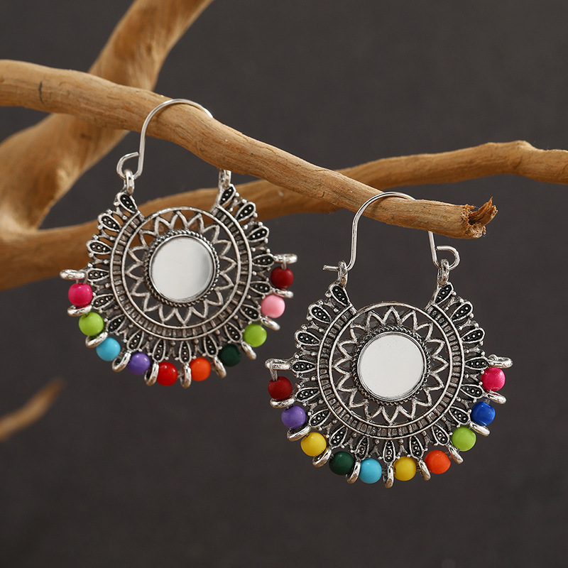 

Bohemian style Indian retro personalized colored bead mirror design simple and fashionable earrings