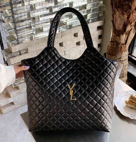

Fashion Trend Women Bag Handbag Woman Designer Shopping Bag Black Leather Travel Shoulder Beach Bags Tote Bags G220810