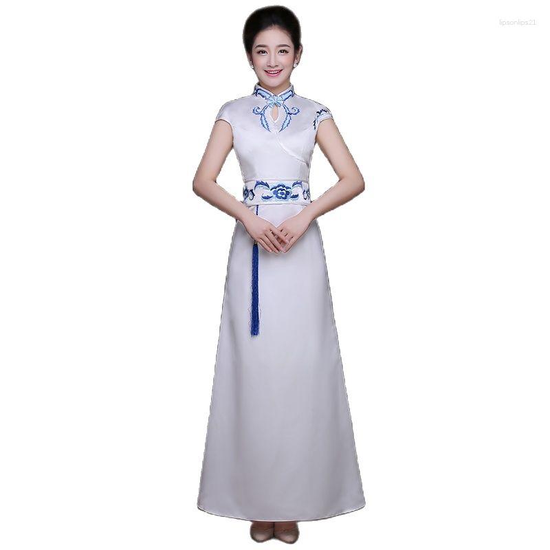 

Ethnic Clothing Chinese Traditional Elegant Slim Qipao Female Rayon Long Gown Dress Mandarin Collar Vintage Embroidery Cheongsam Vestidos