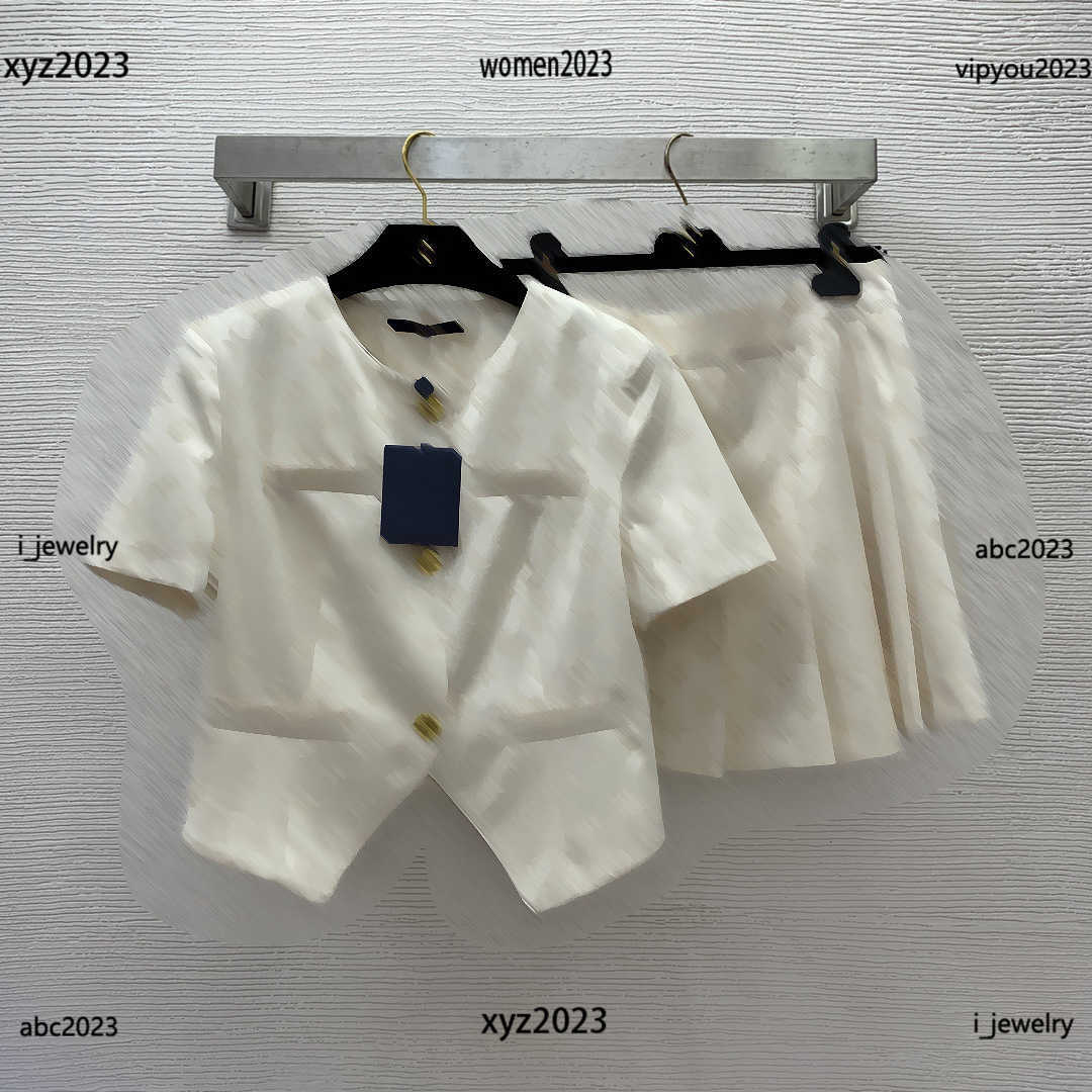 

designer clothes women dress girl Two piece dress Size S- Irregular hem short sleeved top and pleated high waisted short skirt June20, #1