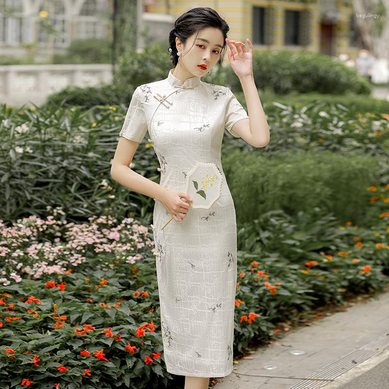 

Ethnic Clothing Elegant Short Sleeve Knee-Length Cheongsam Traditional Mandarin Collar Embroidery Chiffon Qipao Retro Chinese Women Dress