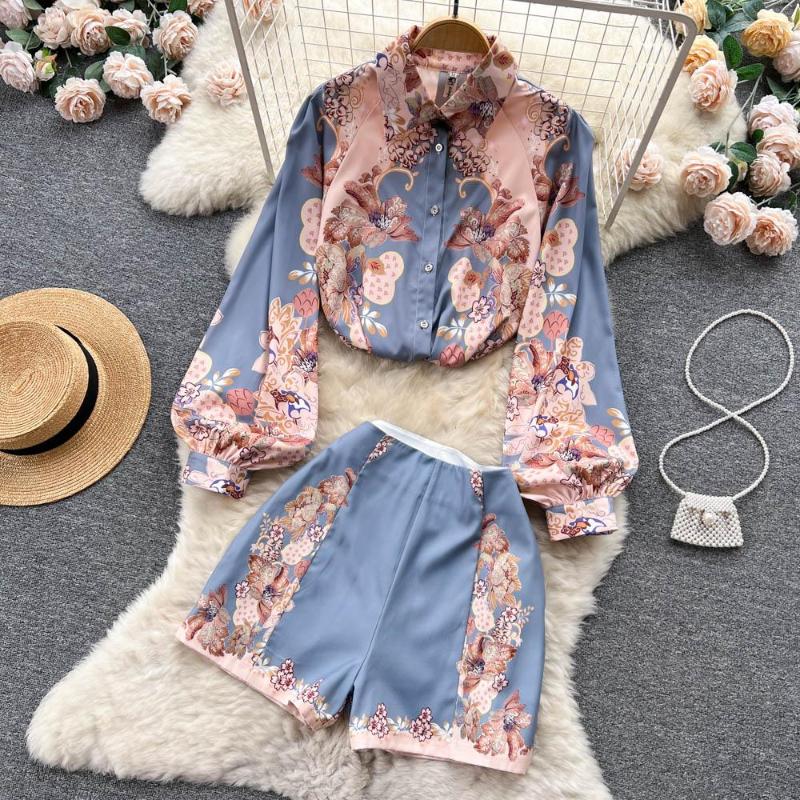 

Women's Tracksuits Fashion Spring Runway 2 Piece Sets For Women Turn Down Collar Floral Print Blouse And Shorts Suit Office Lady Outfits, 5969