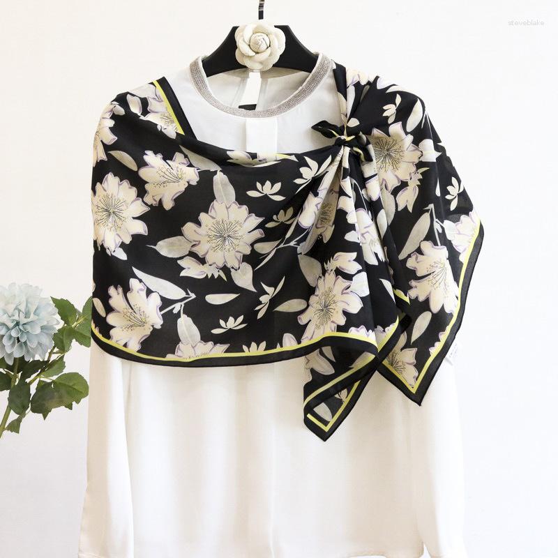 

Scarves High-end Elegant Women's Exquisite Pomegranate Flower Printed Quality Crepe De Chine Silk Summer Thin Style All-match Long Scarf