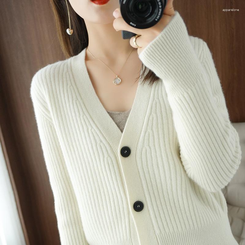 

Women' Knits 2023 Autumn Winter Korean Single-breasted V-Neck Knitted Sweater Cardigan Coat Women' Casual Warm Knit Ladies Tops, White
