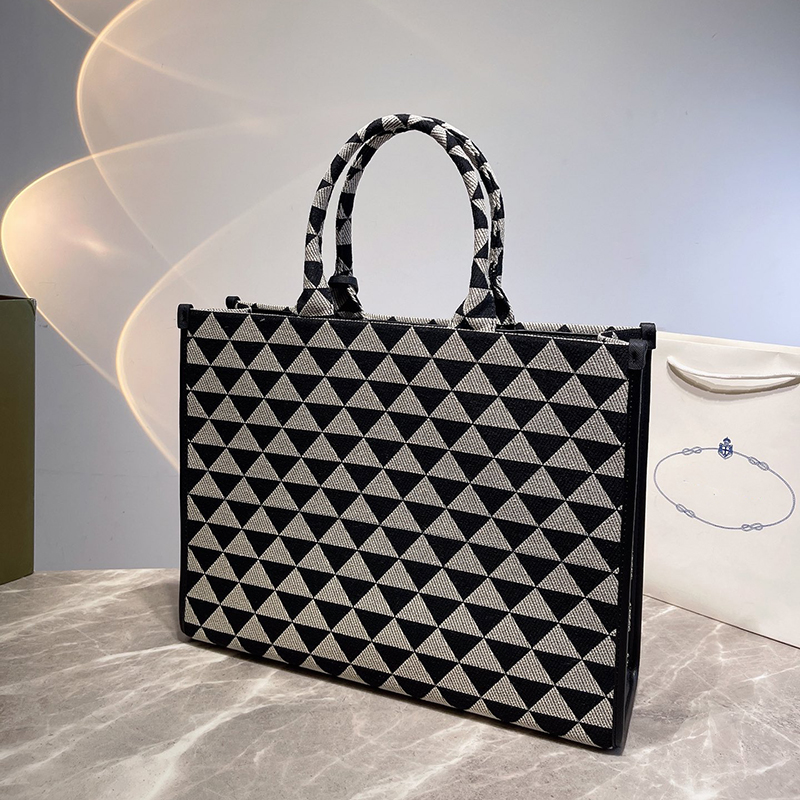 

New Designer Prad Triangle Logo Cotton Woven Shopping Totes Shoulder Bags Nylon Belts Underarm Classic Colors Women Purses Hobo The Tote Bag Size 39x31 cm, 1# 39x31cm