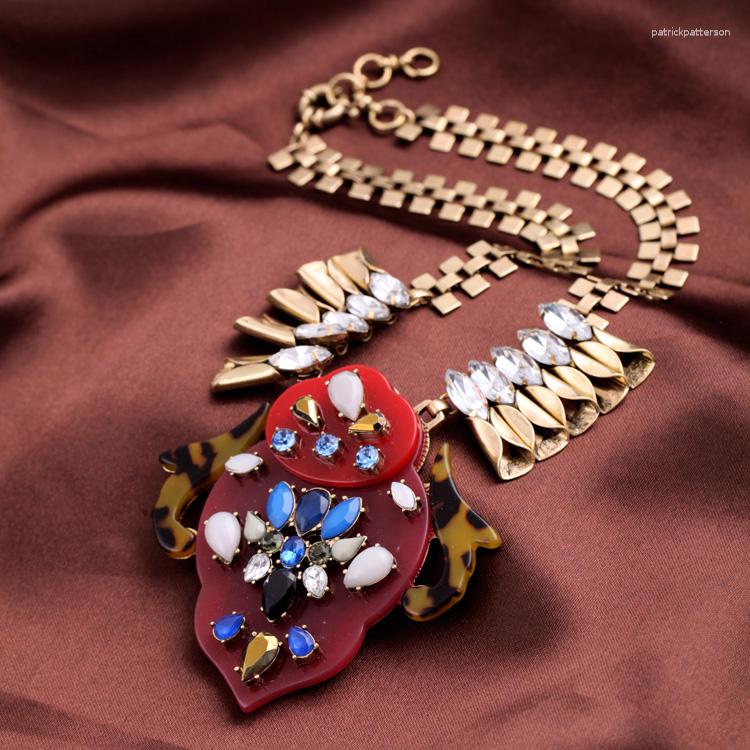 

Pendant Necklaces Women Bohemian Accessories 2023 Arrival Big Resin Stone Bib Statement Necklace Vintage Jewelry