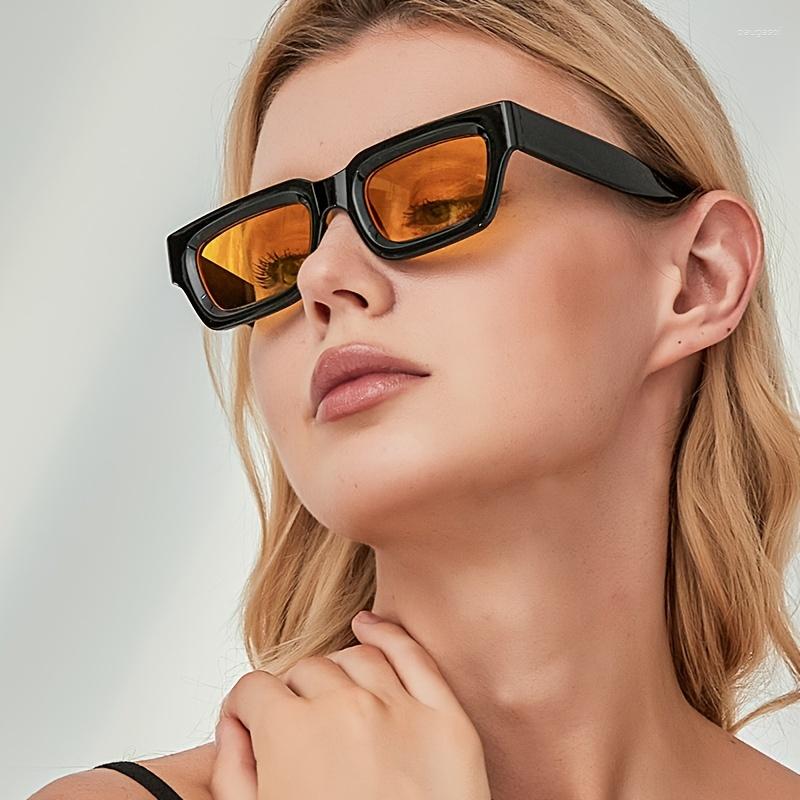 

Sunglasses Vintage Ladies Stylish Design Oversized Square For Women Luxury Sun Protection Lenses