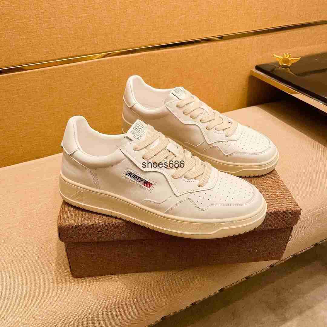 

2023 New Korean Edition Casual Shoes Autry Little White Shoes Men's Genuine Leather Inner Elevated Shoes Versatile and Durable Men's Board Shoes, Section 2