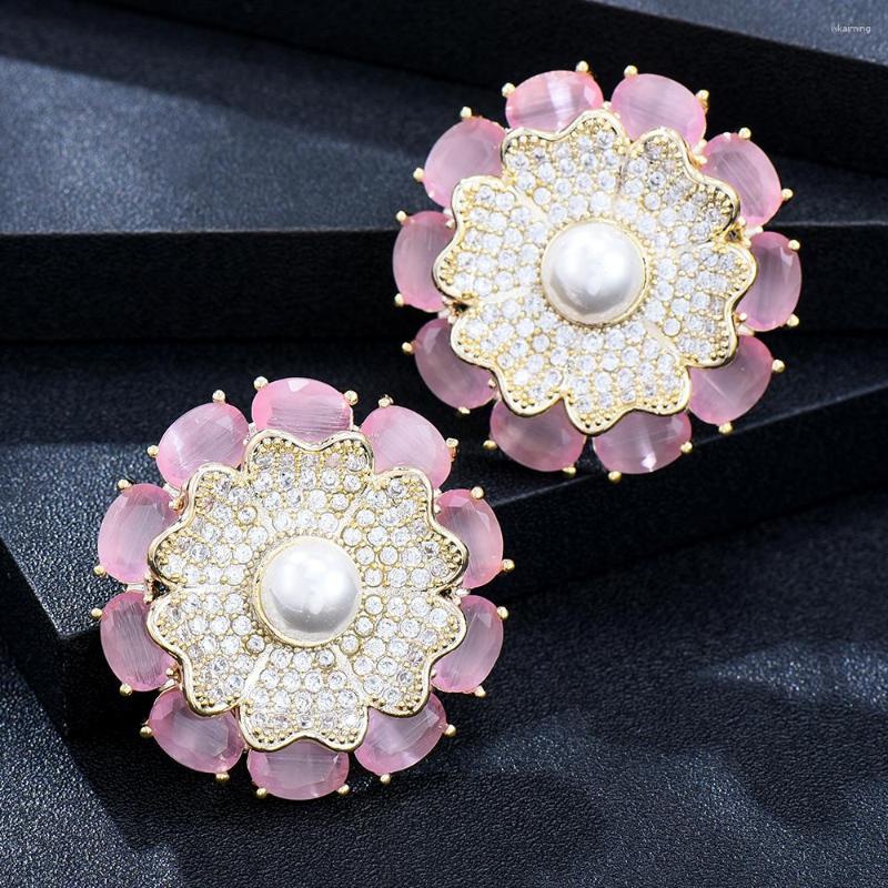 

Dangle Earrings Soramoore Luxury Vintage Flower For Women Wedding Party CZ Dubai Bridal Gift Fashion Jewelry