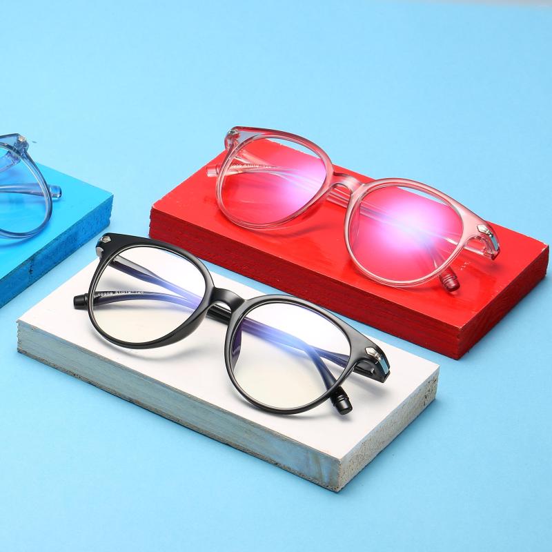 

Sunglasses Men's And Women's PC Material Cat Eye Glasses